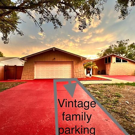 Vintage Family Scape + Heated Pool&Discount Villa Тампа Екстериор снимка