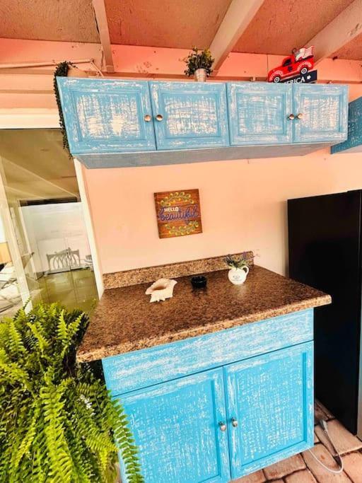 Vintage Family Scape + Heated Pool&Discount Villa Тампа Екстериор снимка