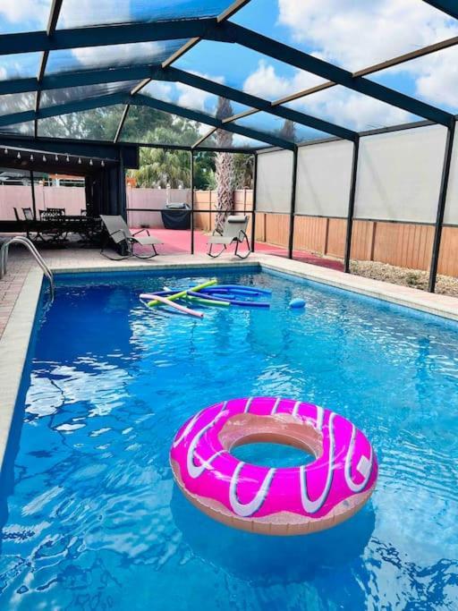 Vintage Family Scape + Heated Pool&Discount Villa Тампа Екстериор снимка